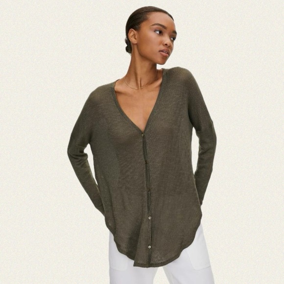 The Group by Babaton Taurus Long-sleeve - Picture 4 of 8